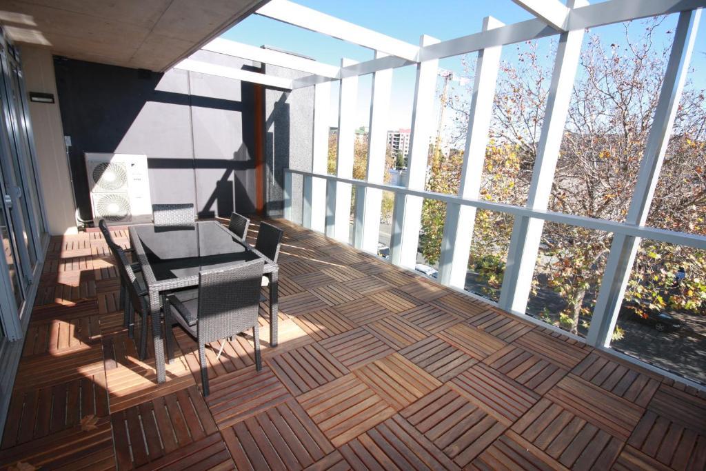 Lj Hooker Manuka Prestige Accommodation Canberra Room photo