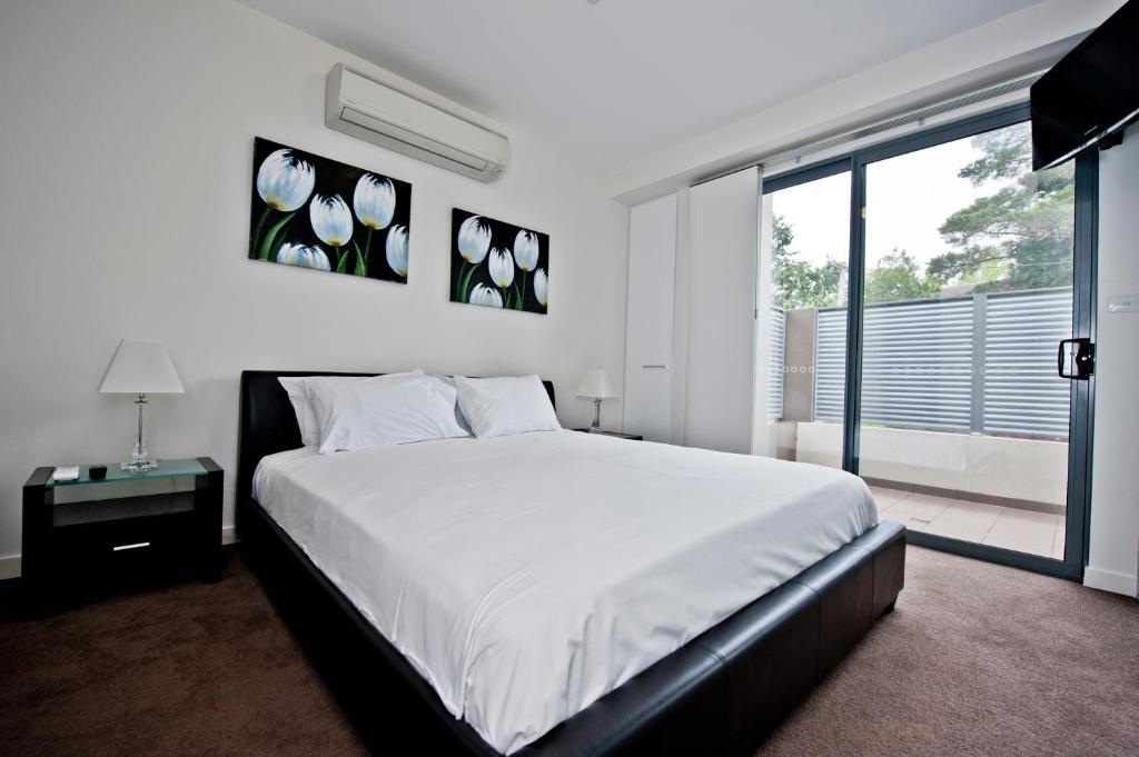 Lj Hooker Manuka Prestige Accommodation Canberra Room photo
