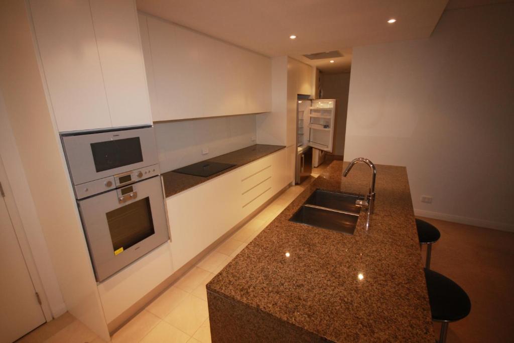 Lj Hooker Manuka Prestige Accommodation Canberra Room photo
