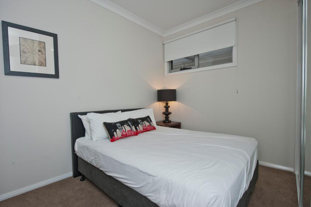 Lj Hooker Manuka Prestige Accommodation Canberra Room photo