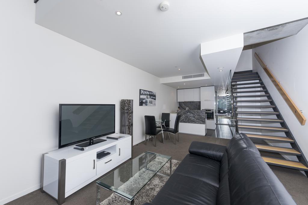 Lj Hooker Manuka Prestige Accommodation Canberra Exterior photo