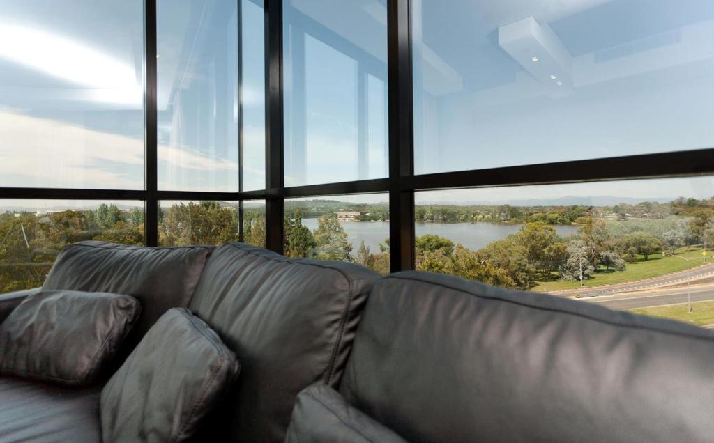 Lj Hooker Manuka Prestige Accommodation Canberra Room photo