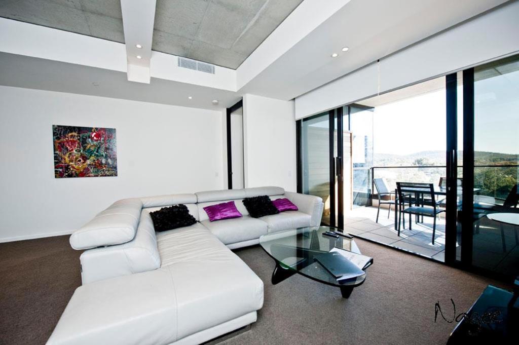 Lj Hooker Manuka Prestige Accommodation Canberra Room photo